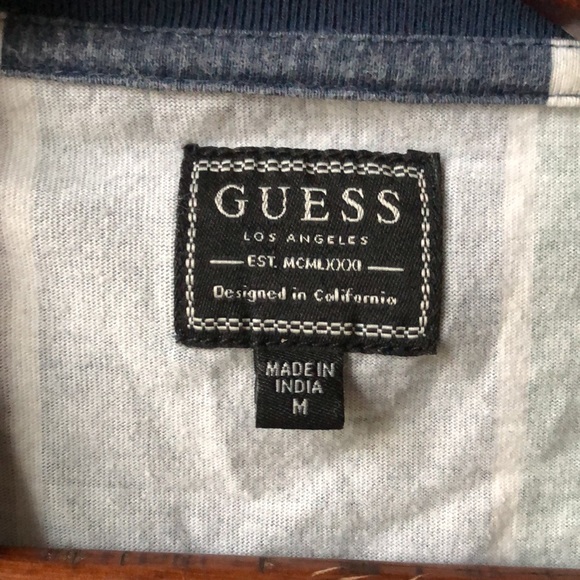 Vintage Guess shirt - Picture 3 of 4